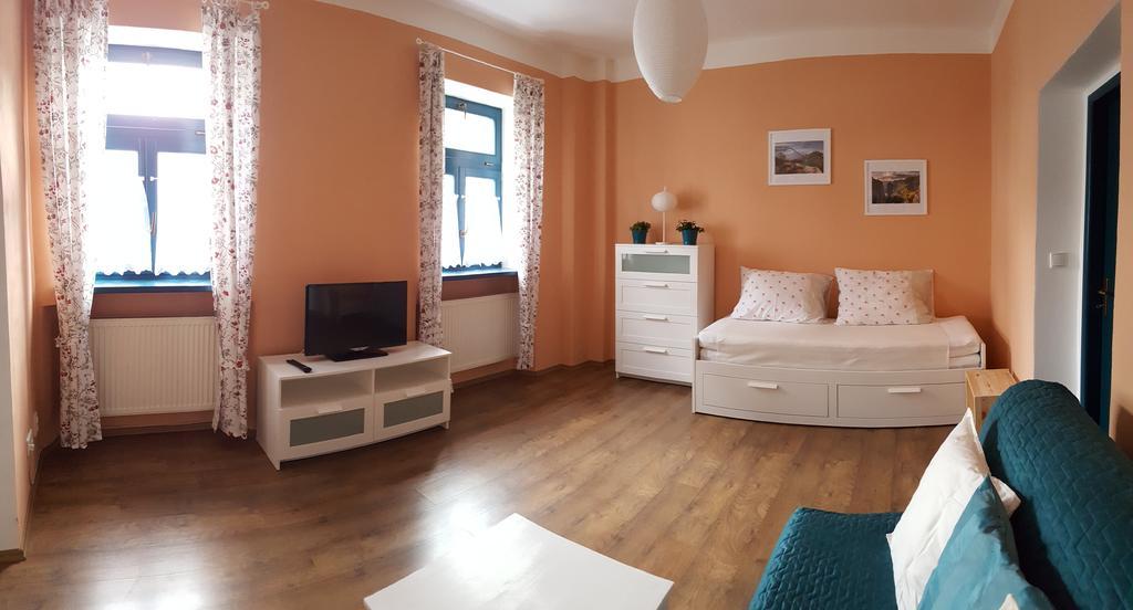 Apartment Jakubske Namesti Ceska Kamenice Ngoại thất bức ảnh