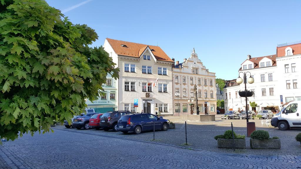 Apartment Jakubske Namesti Ceska Kamenice Ngoại thất bức ảnh